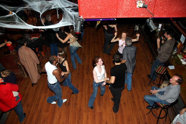 min 2005 11 06 sharkys 168
